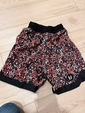 Athletic Floral Print Men’s Shorts - Black with Red & White Flowers